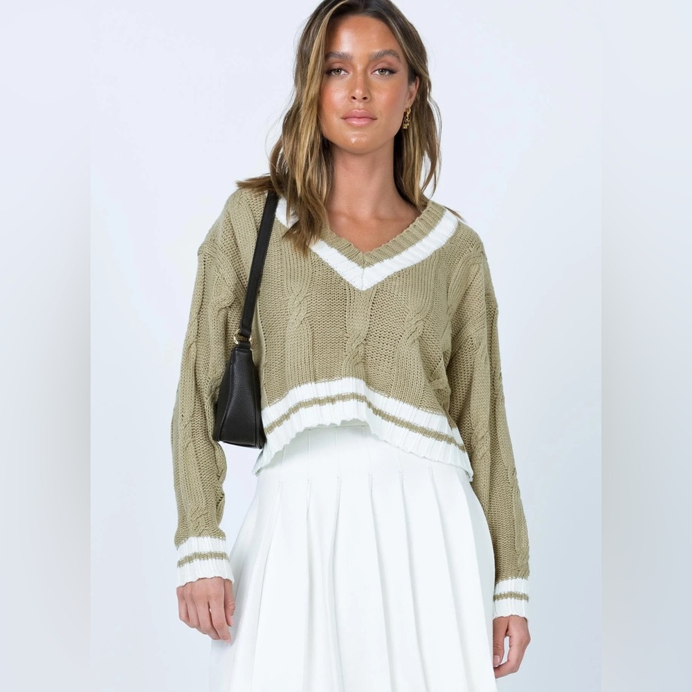 Princess Polly green knit sweater, size M/L
